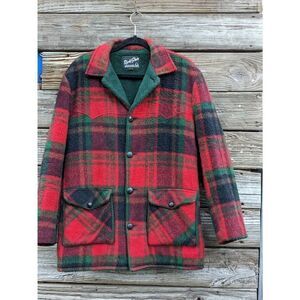 Rich Sher vintage plaid sport coat. Hunting jacket size 38 in excellent conditio